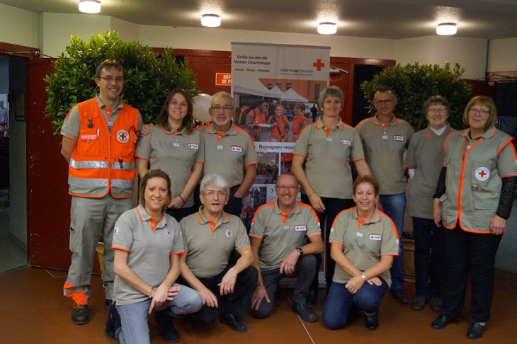 Bénévole aide alimentaire - Croix-Rouge française - Renage (38)