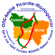 Préparation de l'expédition de livres pour Madagascar