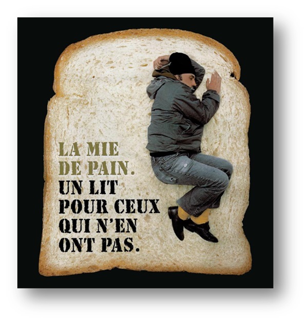 Distribution de repas le midi aux hébergés de la Mie de Pain