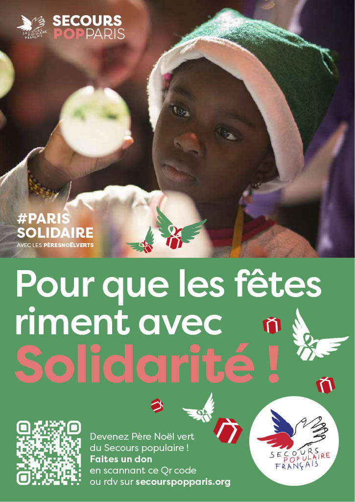 Paris - Pères Noel Verts Collecte en magasin FNAC St Lazare