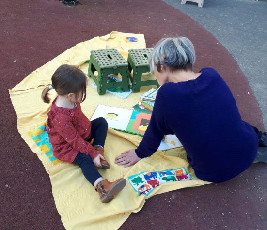 LECTEUR/LECTRICE DE RUE