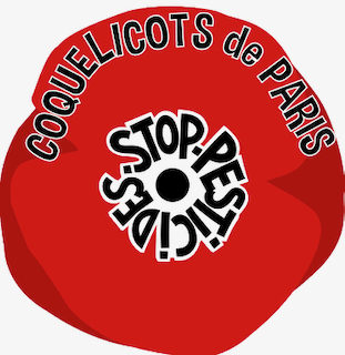 Distribution de tracts, et cartes pour Coquelicots De PARIS, lutte pour l'interdiction des pesticides chimiques.