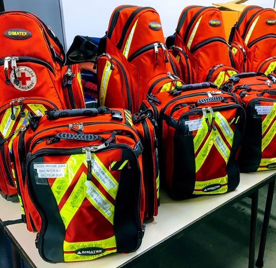 J'aide en logistique pour les postes de secours